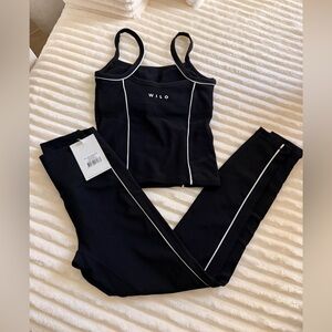 WILO Set 🖤 - Black Piped Sports Bra Tank & Leggins - Light Support